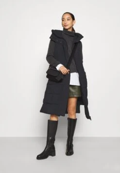 Yaslira Padded Vest - Bodywarmer - Black -Yas 02f762a040014774bbb87abd7880adec