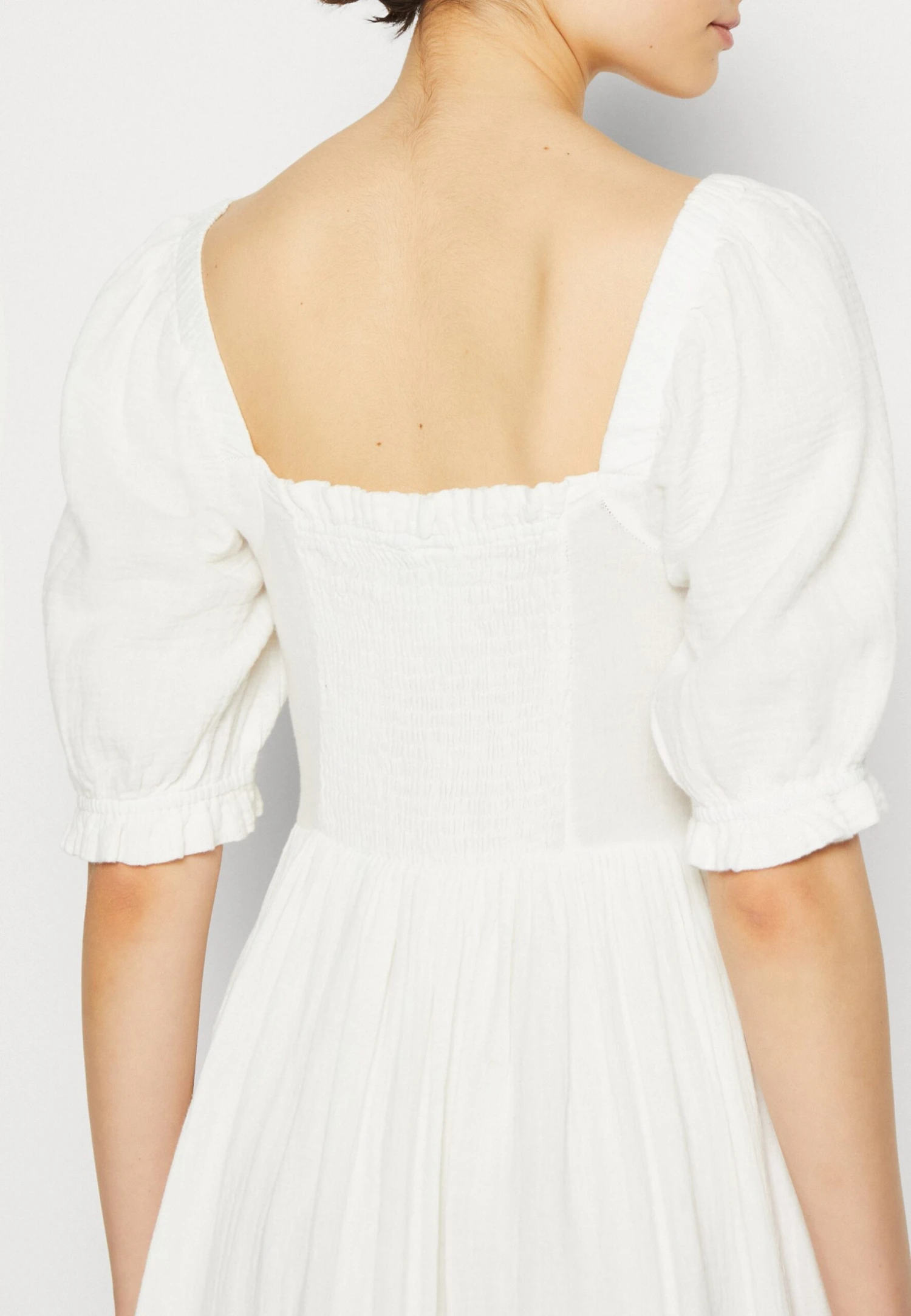 Yastammi Midi Dress - Jurk - Star White 8 Yastammi Midi Dress - Jurk - Star White - Afbeelding 6