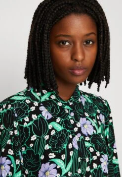 Yaskatyra Midi Shirt Dress - Blousejurk - Black Katyra Aop -Yas 06035c52065a4c54bdd20bf37d555bba