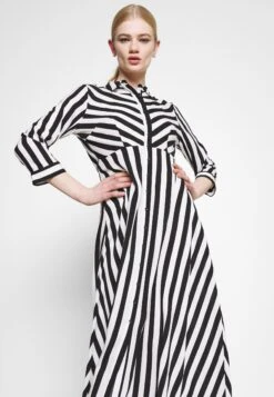 Yassavanna Long Shirt Dress - Maxi-Jurk - Black/ White Stripes 13 Yassavanna Long Shirt Dress - Maxi-Jurk - Black/ White Stripes -Yas 07530f613474435983eb40681021184b