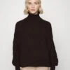 Yassiera Highneck Pullover - Trui - Seal Brown 2 Yassiera Highneck Pullover - Trui - Seal Brown -Yas 0dc25758ae87492ba1dc216048412a05