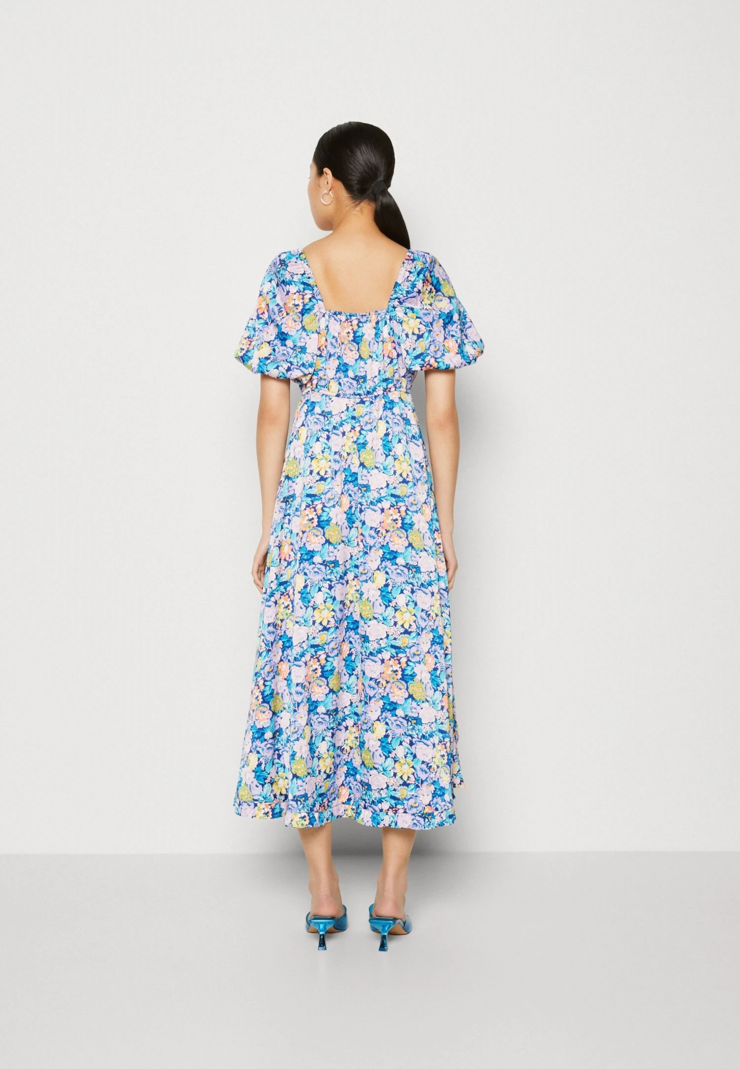 Yassilana Midi Dress - Jurk - Blie 5 Yassilana Midi Dress - Jurk - Blie - Afbeelding 3