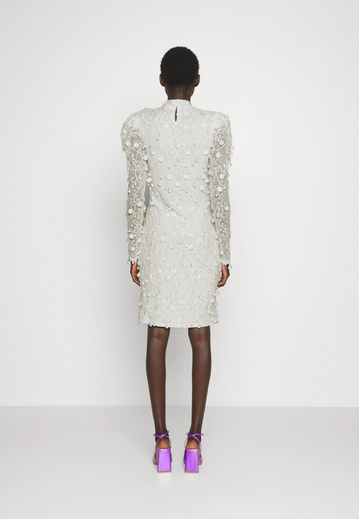 Yasbeate Dress- Galajurk - Star White 5 Yasbeate Dress- Galajurk - Star White - Afbeelding 3