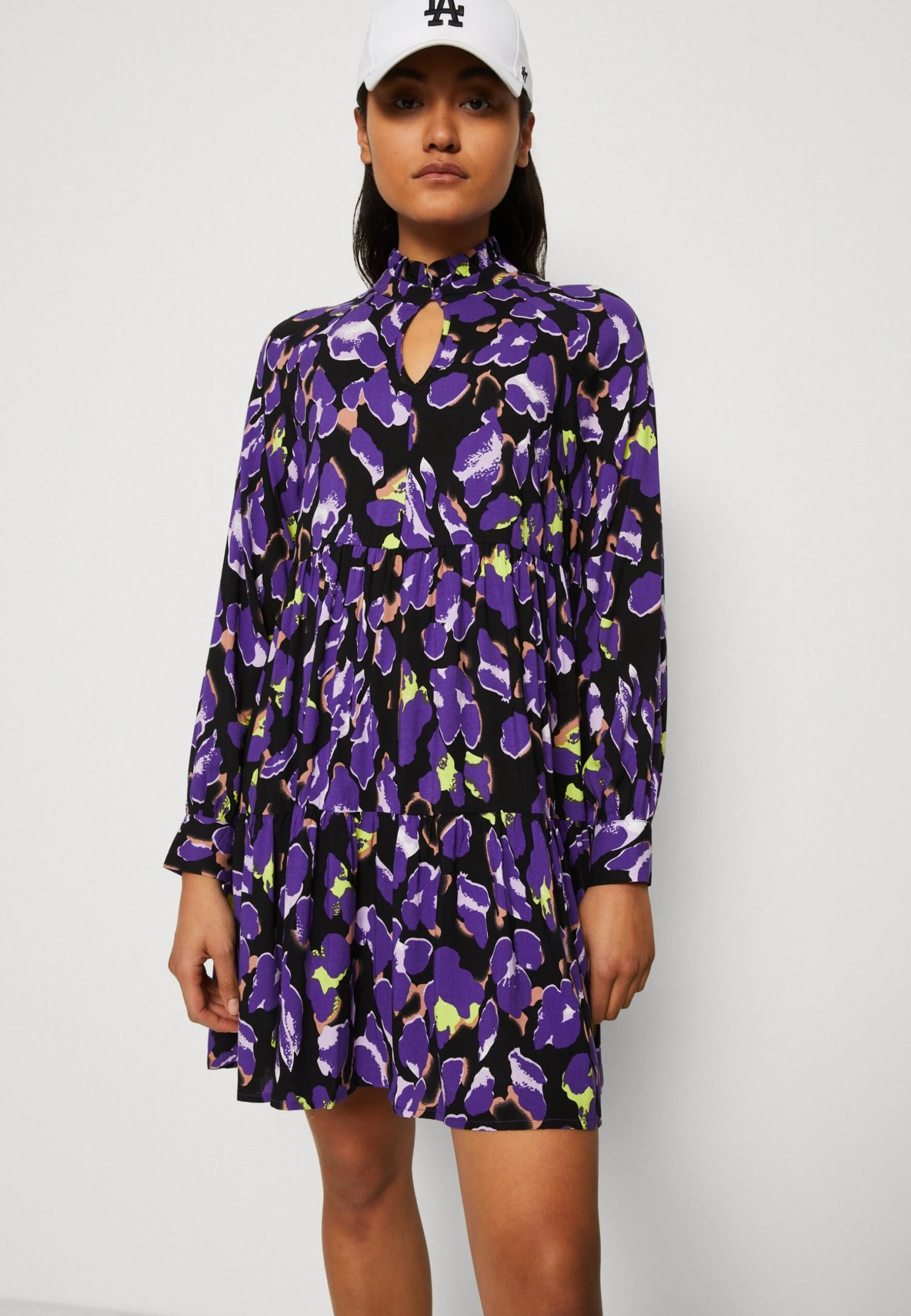 Yassavanna Dress- Jurk - Purple/Liro 6 Yassavanna Dress- Jurk - Purple/Liro - Afbeelding 4