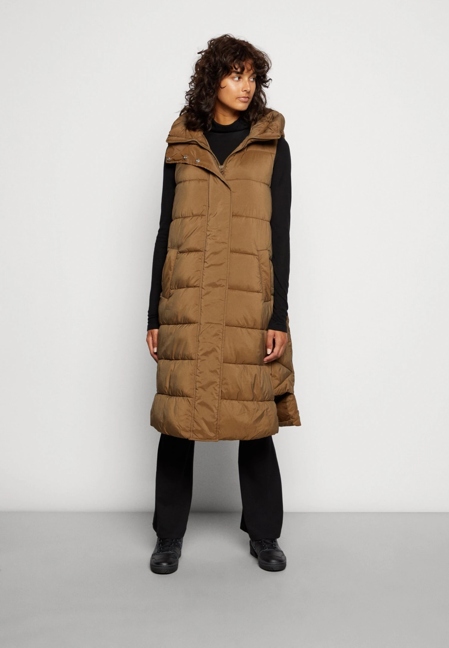 Yaslira Padded Vest - Bodywarmer - Teak 3 Yaslira Padded Vest - Bodywarmer - Teak