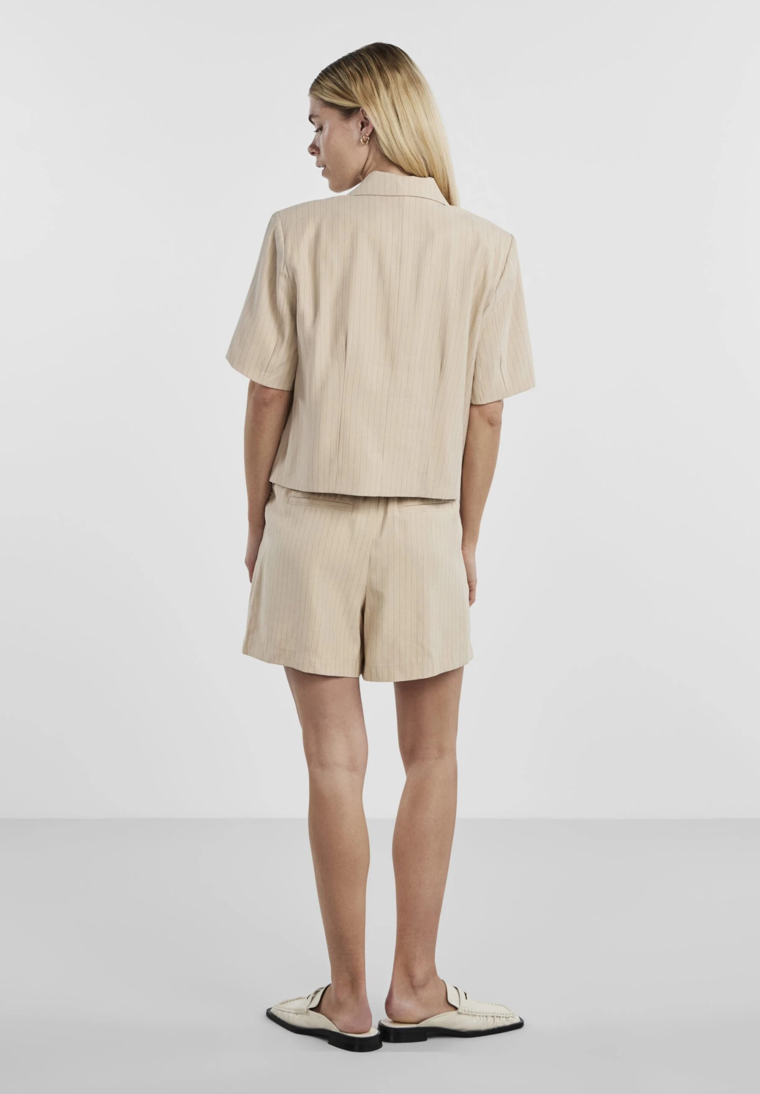 Yaspina - Blazer - Cement 5 Yaspina - Blazer - Cement - Afbeelding 3