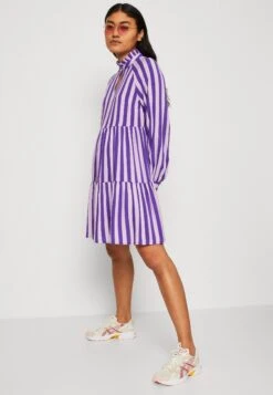 Yassavanna Dress- Jurk - Violet/Lavendula -Yas 1c9d24c2ade54e0d8e78b4978d506bbe