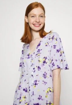 Yasfenny Shirt Dress - Jurk - Pastel Lilac 13 Yasfenny Shirt Dress - Jurk - Pastel Lilac -Yas 1e452c2c9f5845469d4638565b132958