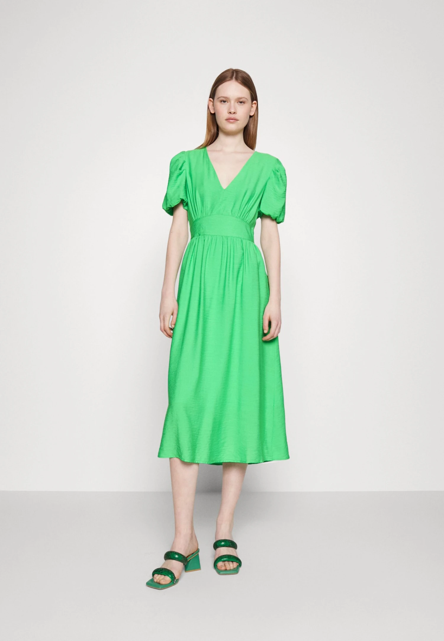 Yasclema Midi Dress - Cocktailjurk - Poison Green 3 Yasclema Midi Dress - Cocktailjurk - Poison Green