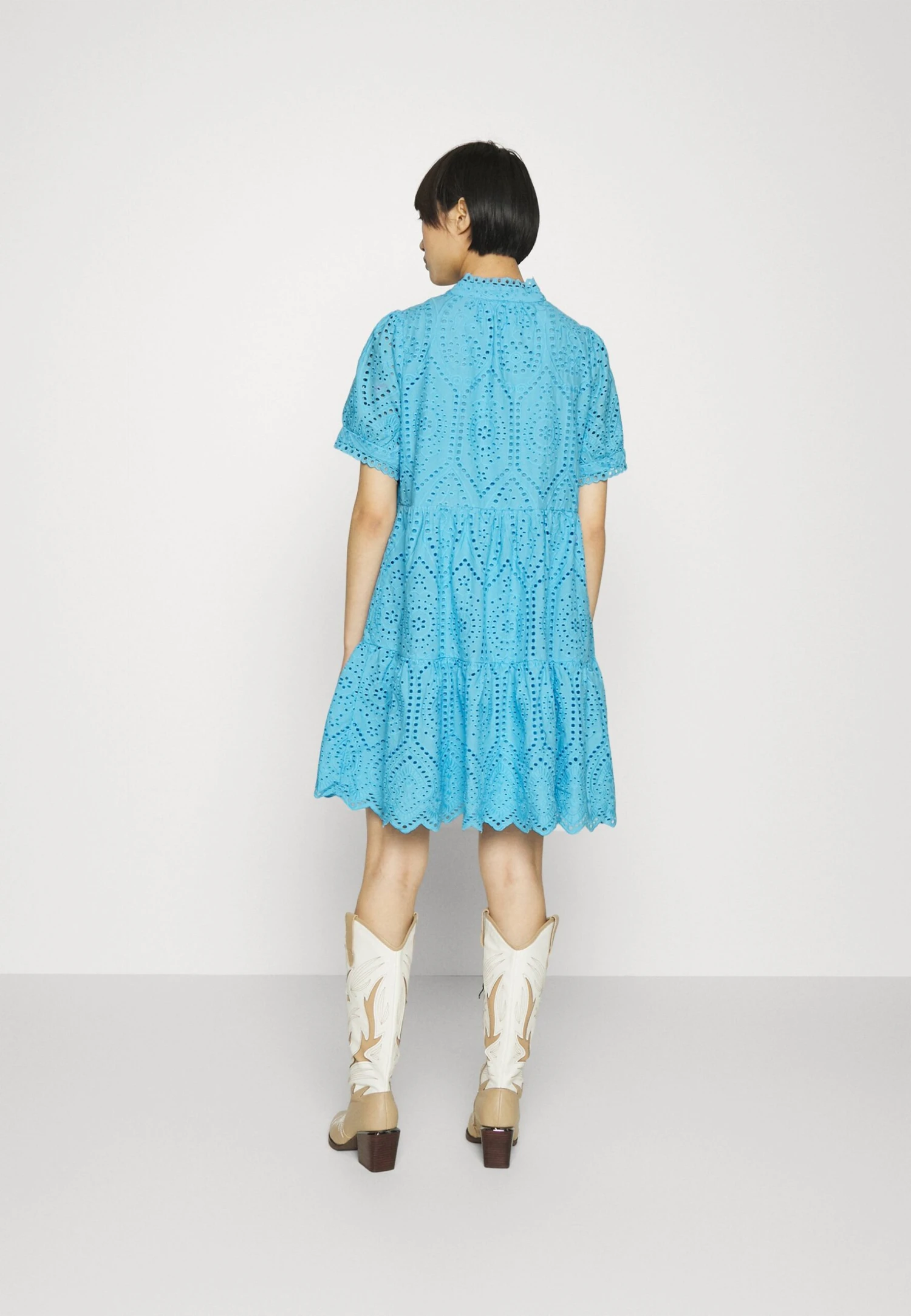 Yasholi Dress - Jurk - Starterbox Ethereal Blue 5 Yasholi Dress - Jurk - Starterbox Ethereal Blue - Afbeelding 3