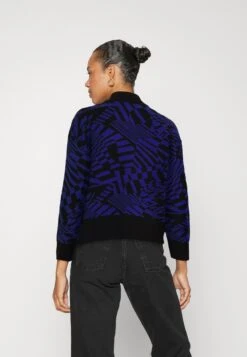 Yasstorm - Trui - Black Detail/Clematis Blue -Yas 241a29e6cfce4ce9aa6ae88a2e04b377