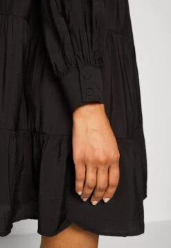 Yaspala LsNoos - Blousejurk - Black -Yas 251b7bff4f8f42ef970898f2581bed61