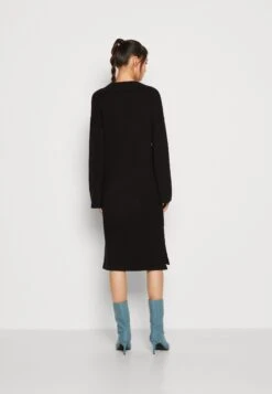 Yasabelia Dress - Gebreide Jurk - Black 10 Yasabelia Dress - Gebreide Jurk - Black -Yas 2decc4ab40584228a50f7c1e7326b716