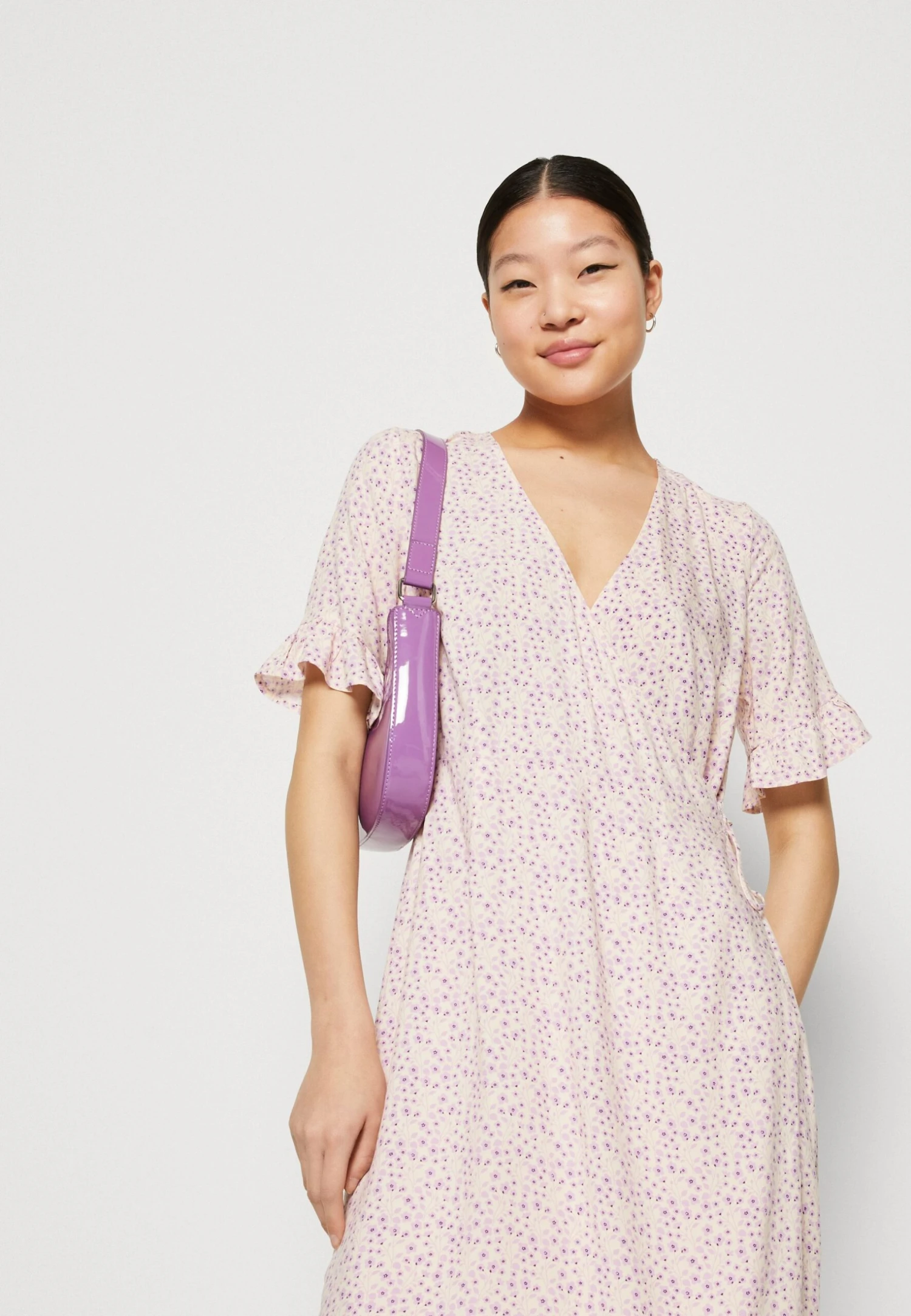 YAS Ss Wrap Pb - Jurk - Ecru/Purple 6 YAS Ss Wrap Pb - Jurk - Ecru/Purple - Afbeelding 4