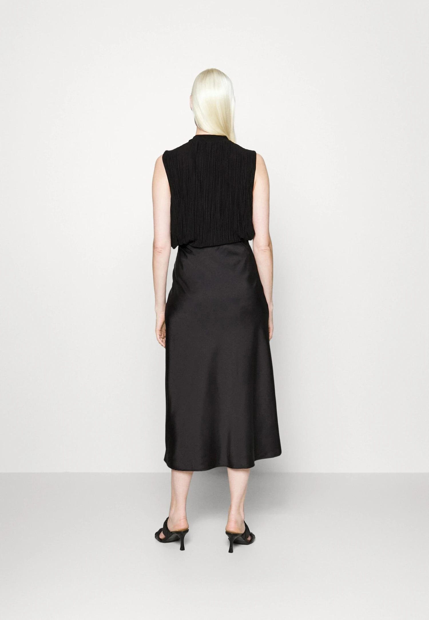 Yaspella Midi Skirt- Kokerrok - Black 5 Yaspella Midi Skirt- Kokerrok - Black - Afbeelding 3