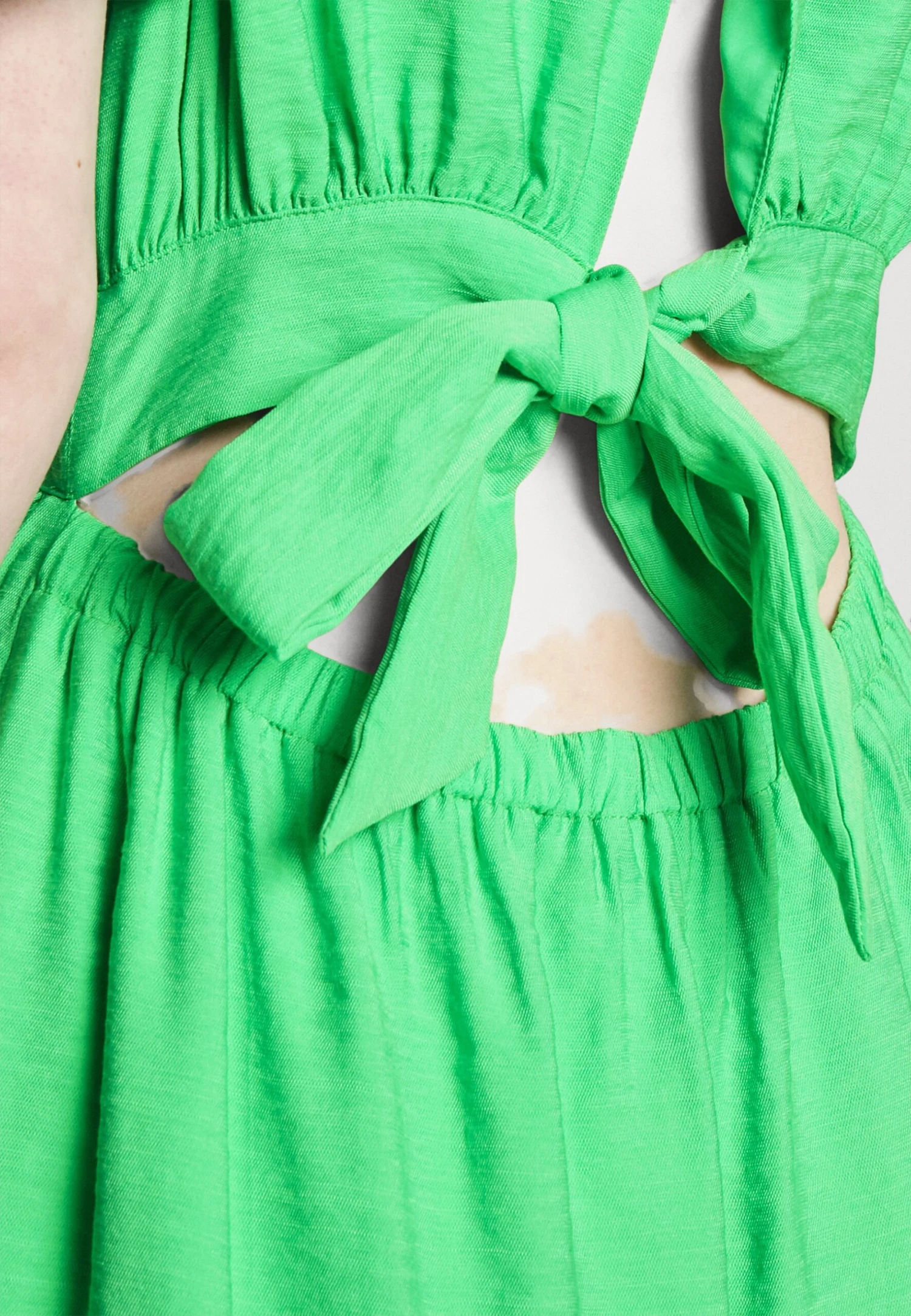 Yasclema Midi Dress - Cocktailjurk - Poison Green 7 Yasclema Midi Dress - Cocktailjurk - Poison Green - Afbeelding 5