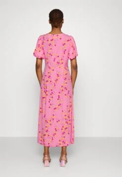 Yasfanaly Long Dress - Maxi-Jurk - Super Pink 10 Yasfanaly Long Dress - Maxi-Jurk - Super Pink -Yas 36cab5ac86e54f8babed28bdea607b8c