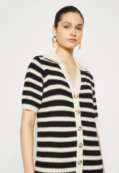 YAS CrocNoos - Gebreide Jurk - Black -Yas 36d79a02b0bf44548161d7a5303c5b7a