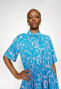 YAS Lefira 2/4 S Noos - Jurk - Dresden Blue 11 YAS Lefira 2/4 S Noos - Jurk - Dresden Blue -Yas 377953094a2f4ed88f17679104572046