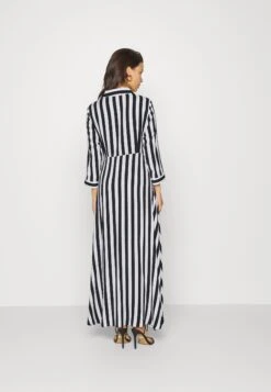 Yassavanna Long Shirt Dress- Maxi-Jurk - Black/White 10 Yassavanna Long Shirt Dress- Maxi-Jurk - Black/White -Yas 39996a2534c140509ce3a72cc399ae27
