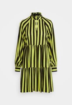 Yassavanna Dress- Jurk - Lime/Black 12 Yassavanna Dress- Jurk - Lime/Black -Yas 39d8c811df7f43db97c16c6ac5a4a937