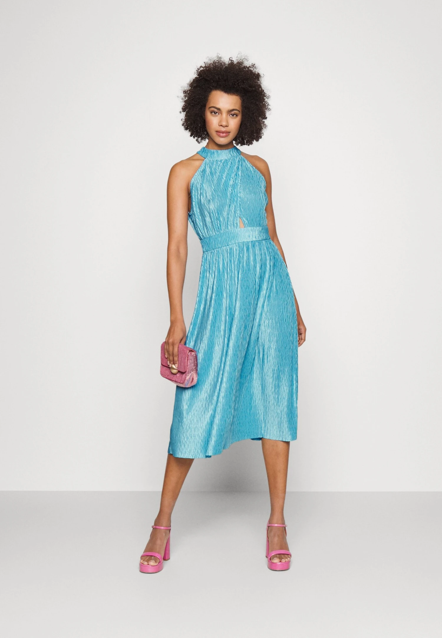 Yaslafina Halterneck Midi Dress Show - Cocktailjurk - Norse Blue 4 Yaslafina Halterneck Midi Dress Show - Cocktailjurk - Norse Blue - Afbeelding 2