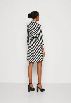 Yassavanna 3/4 Short Shirt Dress - Blousejurk - Star White/ Black 10 Yassavanna 3/4 Short Shirt Dress - Blousejurk - Star White/ Black -Yas 3eadfe10e49c4de9887c98726c3bb16d