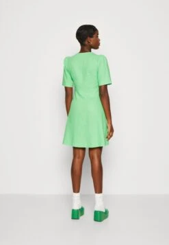 YAS Summer Dress - Blousejurk - Poison Green -Yas 411b08c7f02e4c728a98b92cbf1c2c7d
