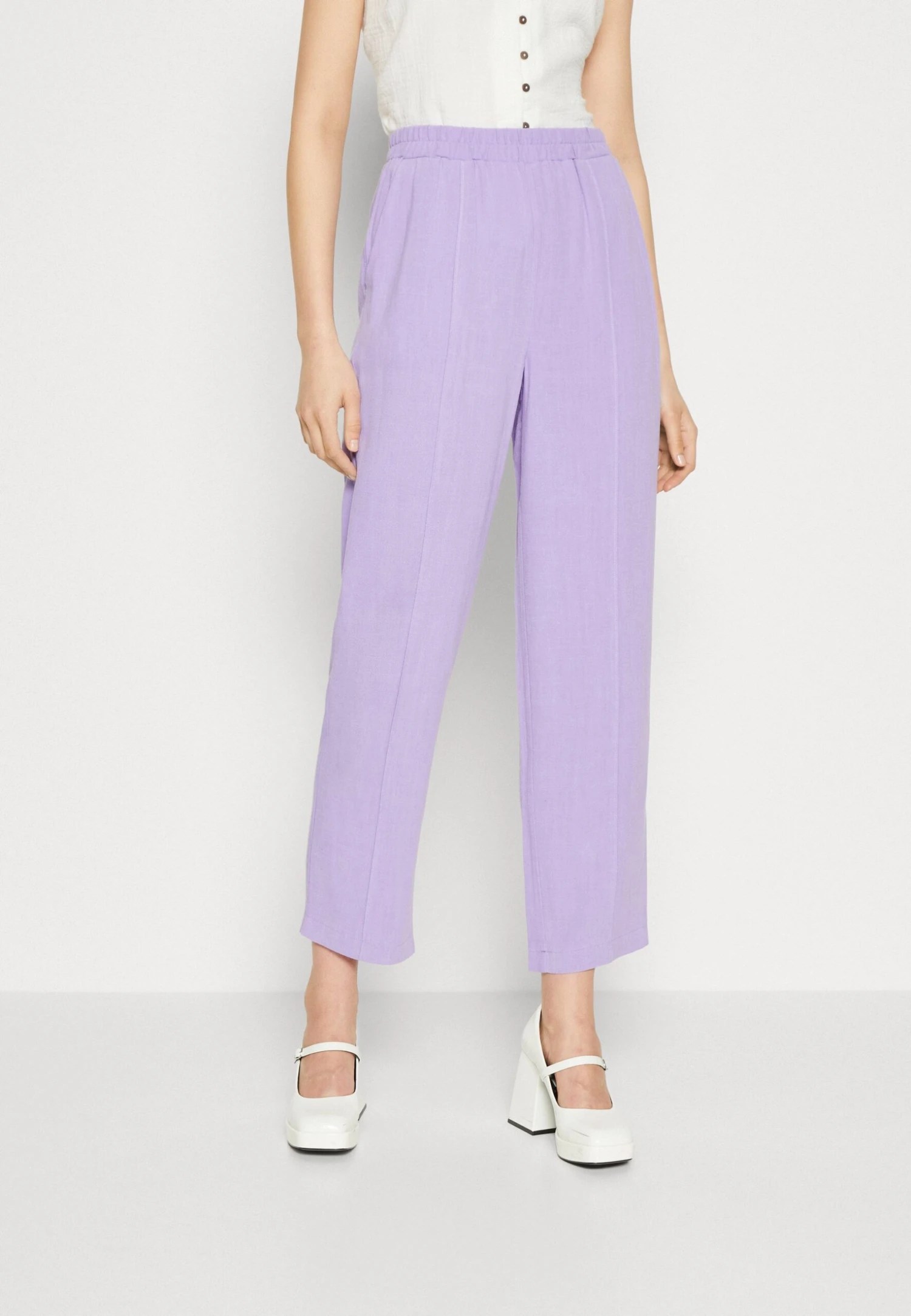 Yasviggi Ankle Pant - Broek - Bougainvillea 3 Yasviggi Ankle Pant - Broek - Bougainvillea