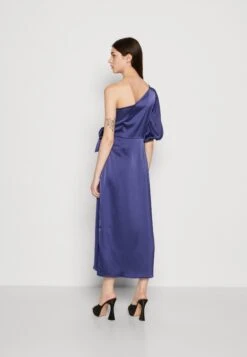 Yasathena Slit Dress- Cocktailjurk - Patriot Blue -Yas 47bcc70de13d4451a2a56c57e3081778