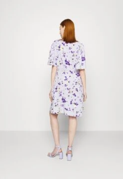 Yasfenny Shirt Dress - Jurk - Pastel Lilac 11 Yasfenny Shirt Dress - Jurk - Pastel Lilac -Yas 491bc84bb5c3435fa726ee4f52b0ea49