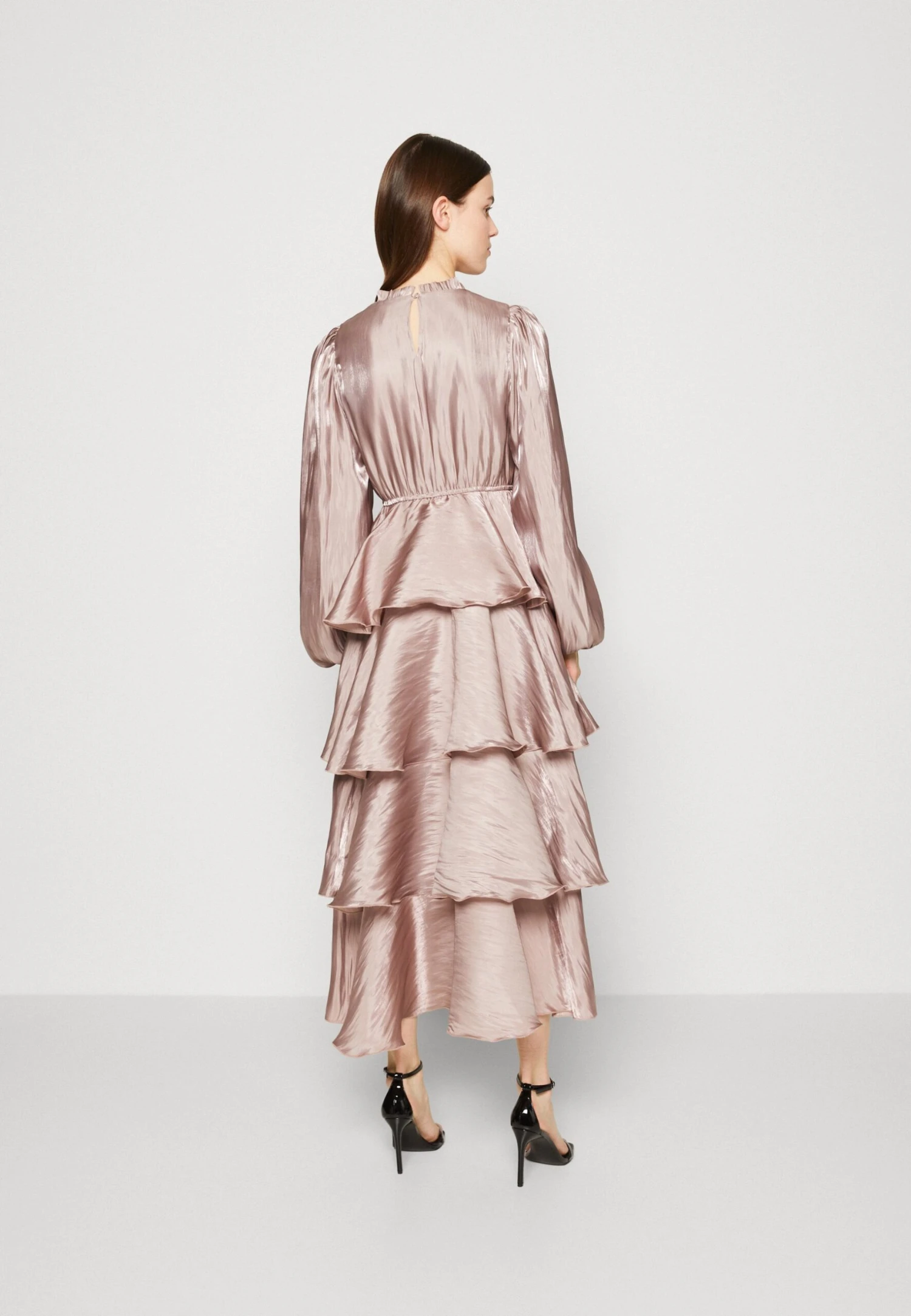 Yassana Long Layered Dress - Cocktailjurk - Adobe Rose 5 Yassana Long Layered Dress - Cocktailjurk - Adobe Rose - Afbeelding 3