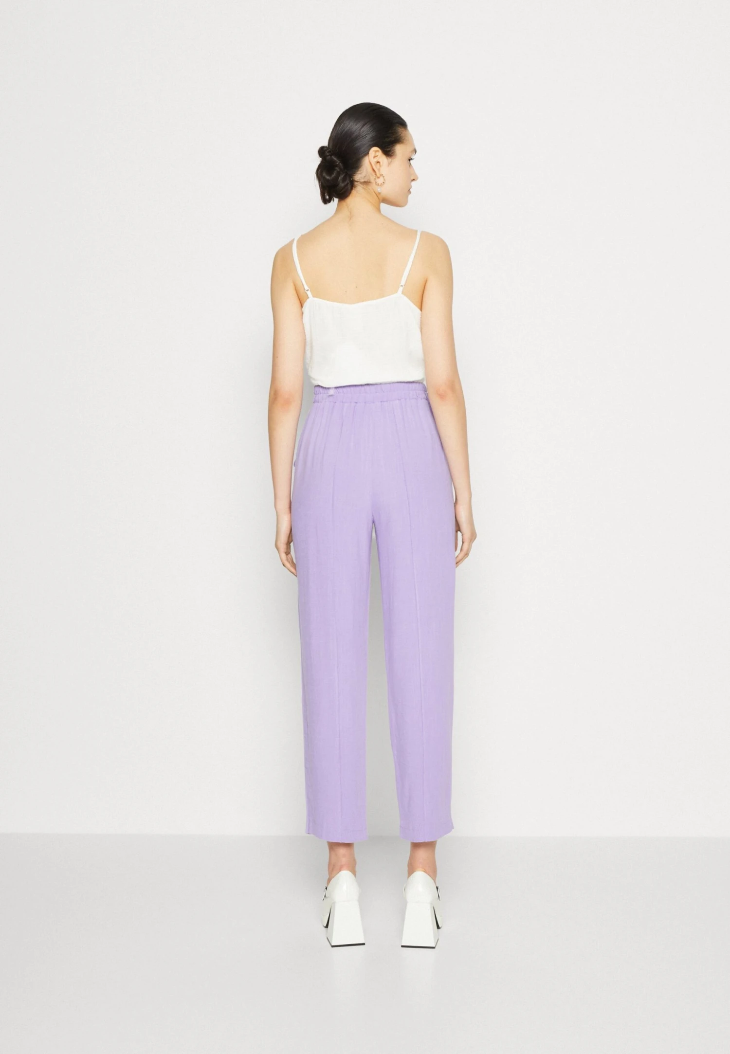 Yasviggi Ankle Pant - Broek - Bougainvillea 5 Yasviggi Ankle Pant - Broek - Bougainvillea - Afbeelding 3