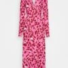 Yassavanna Long Wrap Dress- Maxi-Jurk - Phlox Pink/Pink Liro