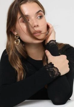 Yasbecco Dress - Gebreide Jurk - Black 11 Yasbecco Dress - Gebreide Jurk - Black -Yas 5074c9f66e194a42b66376988eb239fe