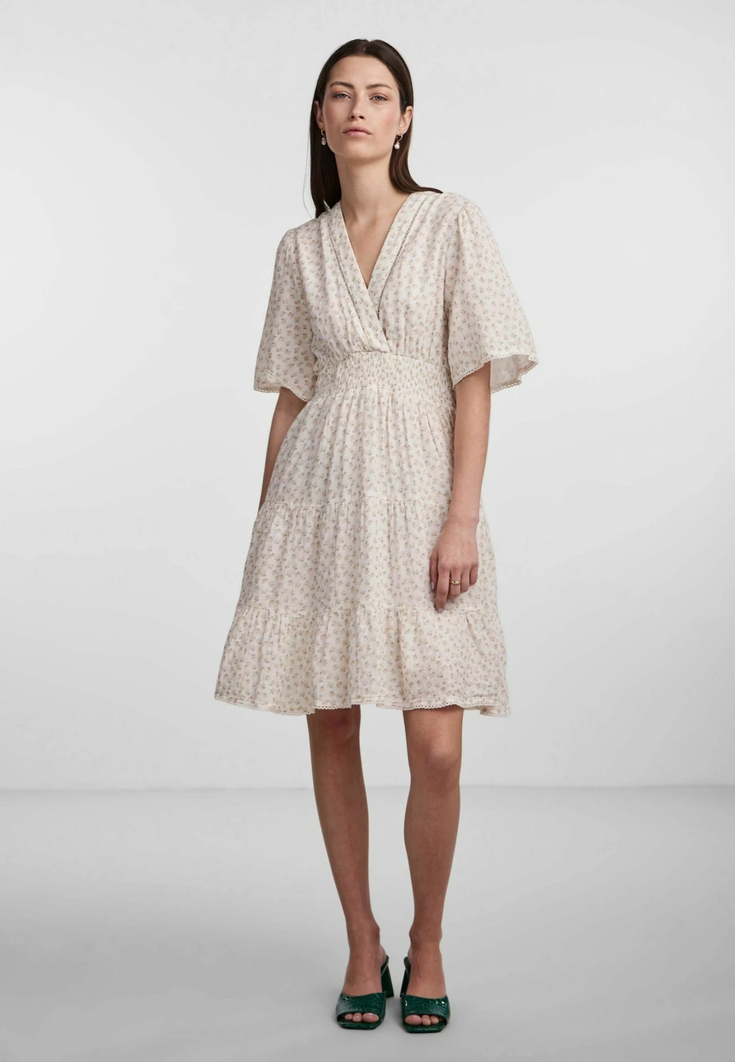 Yasyolanda - Jurk - Birch 4 Yasyolanda - Jurk - Birch - Afbeelding 2