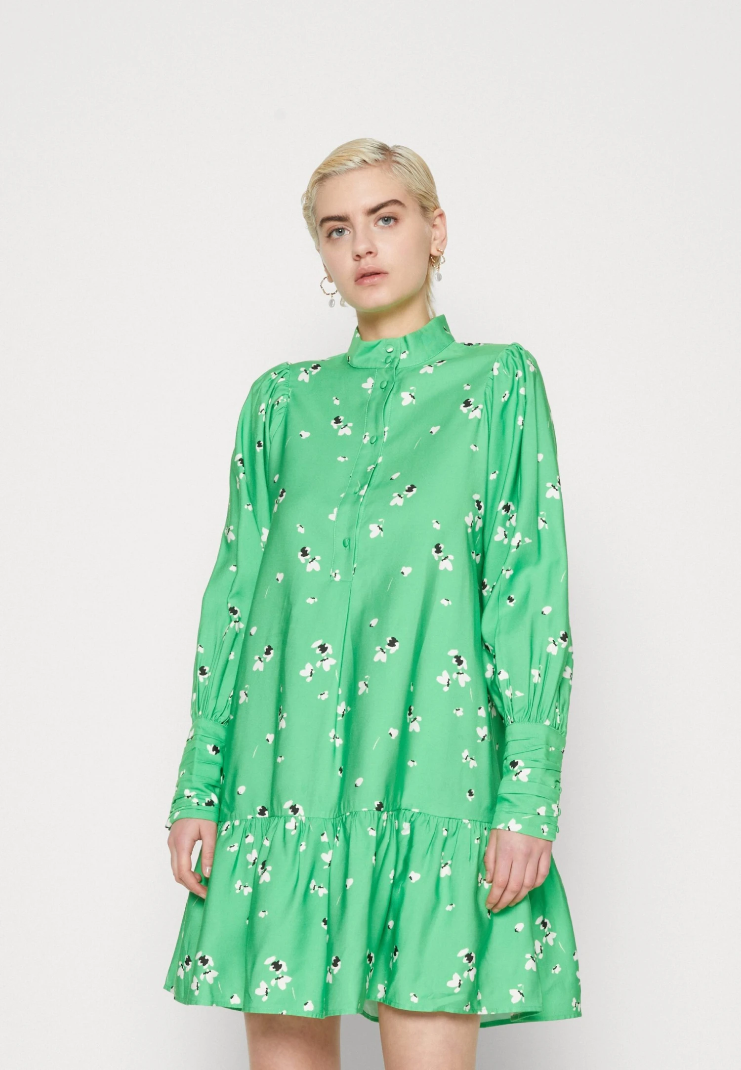 Yasdasla High Neck Dress - Blousejurk - Classic Green 3 Yasdasla High Neck Dress - Blousejurk - Classic Green