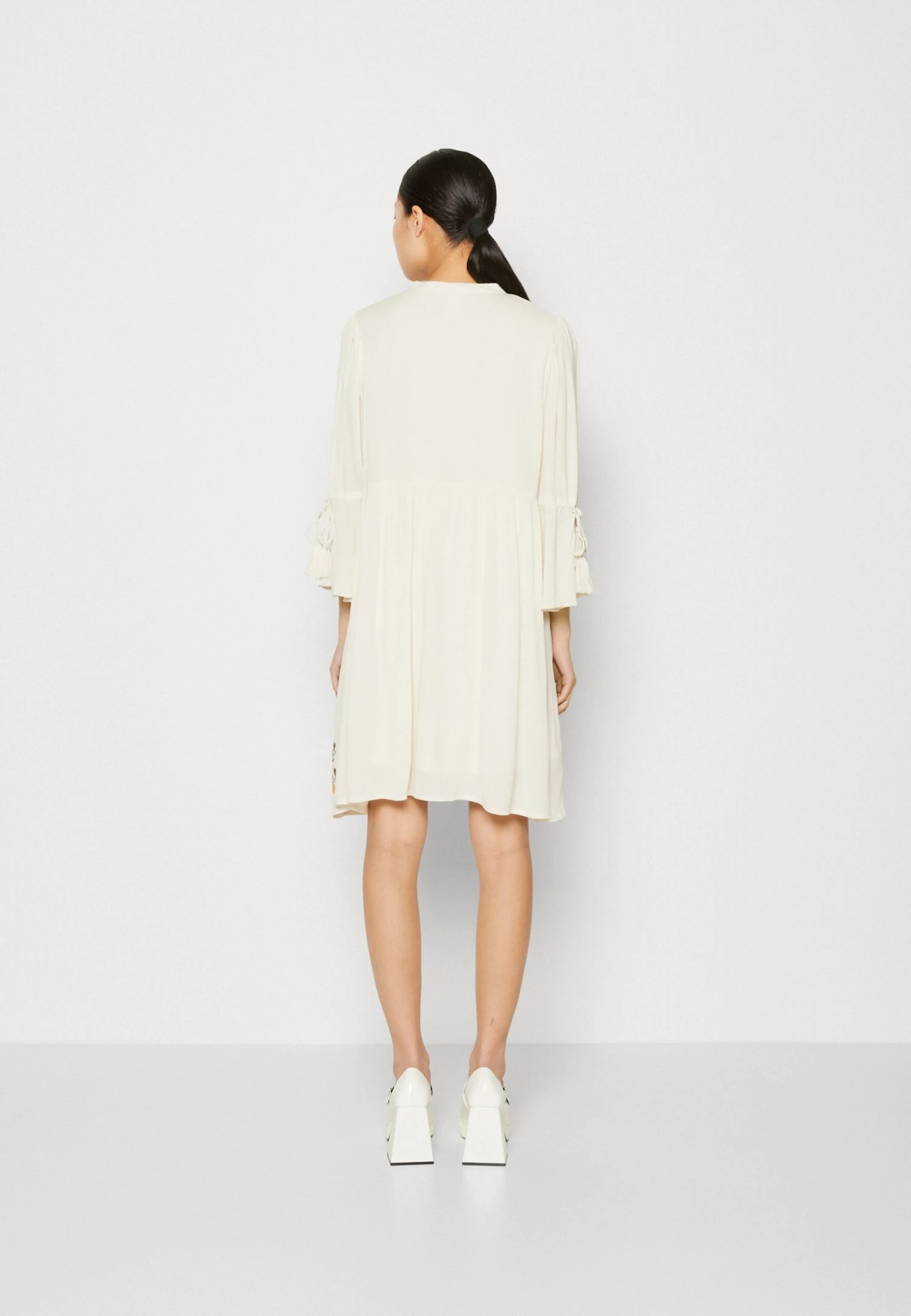 Yaschella 3/4 Tunic Dress - Jurk - Off White 5 Yaschella 3/4 Tunic Dress - Jurk - Off White - Afbeelding 3