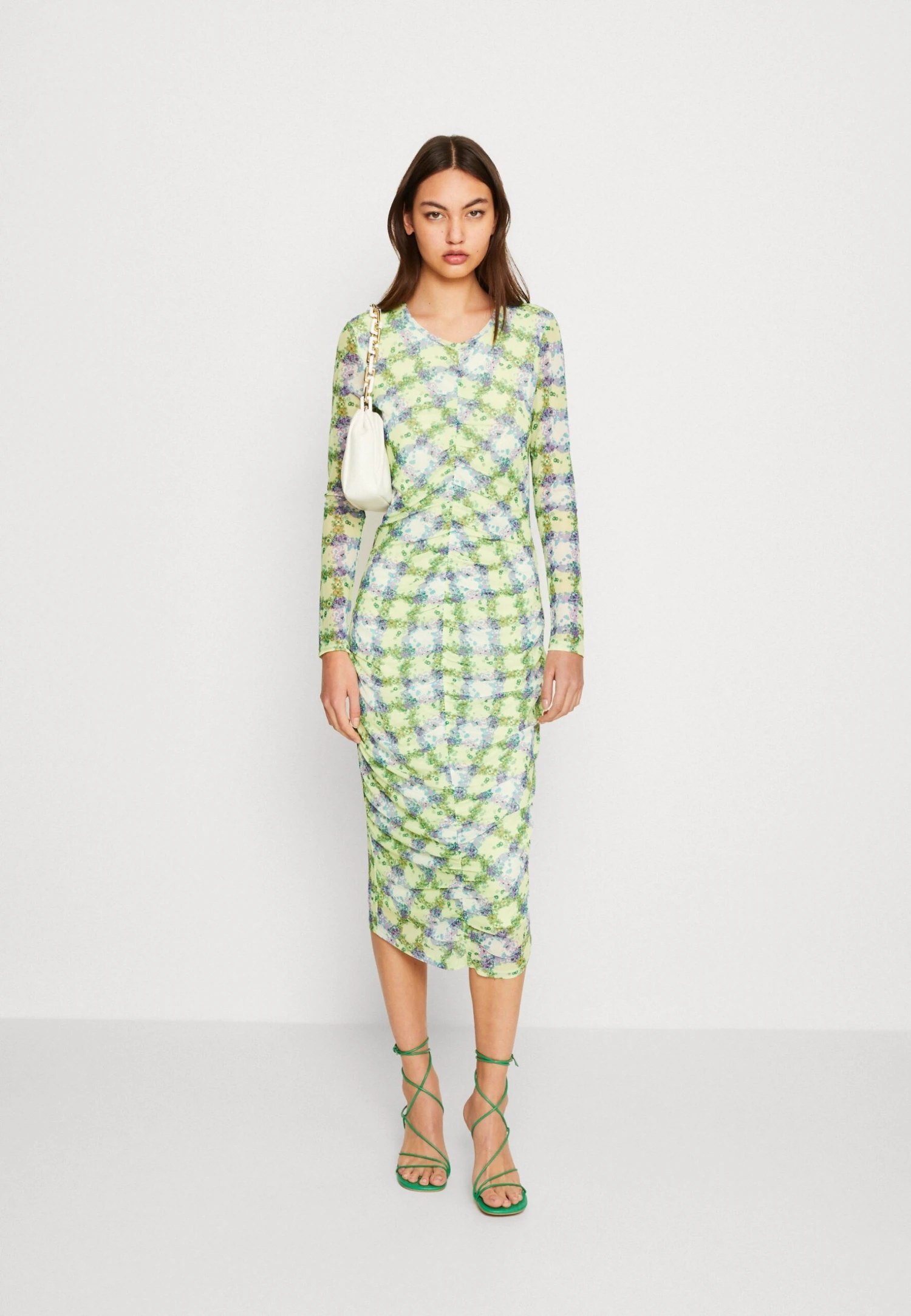 Yasbjork Midi Dress - Cocktailjurk - Light Yellow 4 Yasbjork Midi Dress - Cocktailjurk - Light Yellow - Afbeelding 2