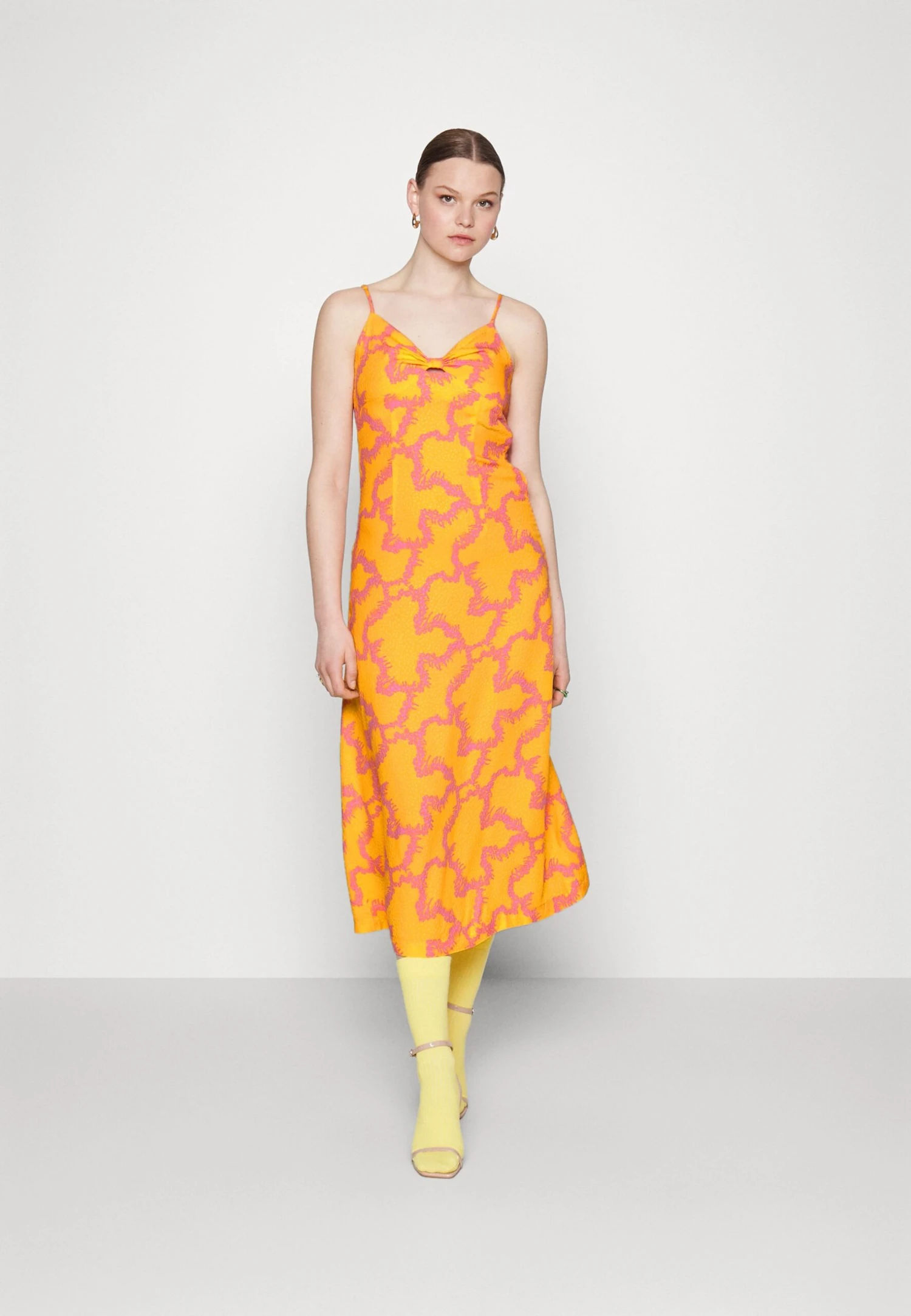 Yasmolea Strap Midi Dress - Jurk - Blazing Orange/Molea 3 Yasmolea Strap Midi Dress - Jurk - Blazing Orange/Molea