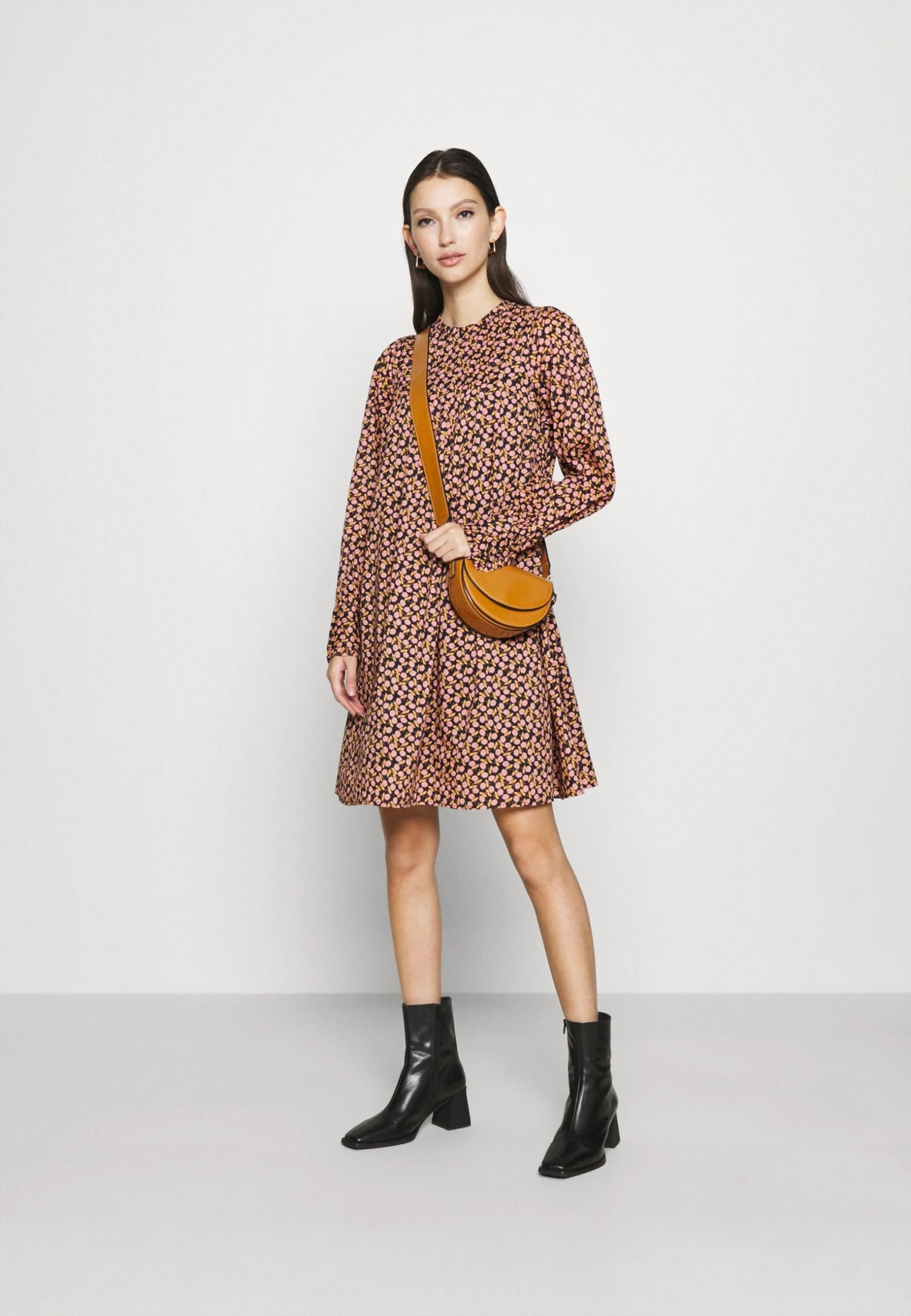 Yasnanna Dress- Jurk - Black 4 Yasnanna Dress- Jurk - Black - Afbeelding 2