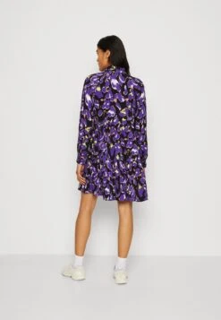 Yassavanna Dress- Jurk - Purple/Liro 10 Yassavanna Dress- Jurk - Purple/Liro -Yas 5a2fb7d1f7124903b120214de699c8c4