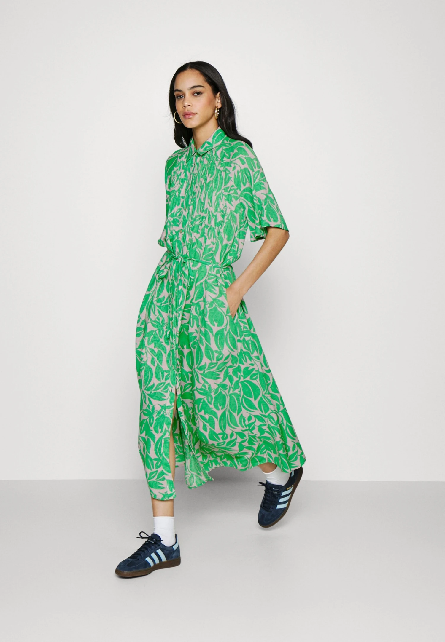 YAS Lefira 2/4 S Noos - Jurk - Irish Green 6 YAS Lefira 2/4 S Noos - Jurk - Irish Green - Afbeelding 4