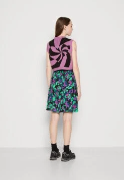 Yaslicco Skirt - A-Lijn Rok - Black/Licco -Yas 60d934ff3c6e42e79dcbc5950f714a0c