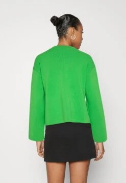 Yasverde - Trui - Classic Green 10 Yasverde - Trui - Classic Green -Yas 623bc030035540eaa6248e58737dd23b