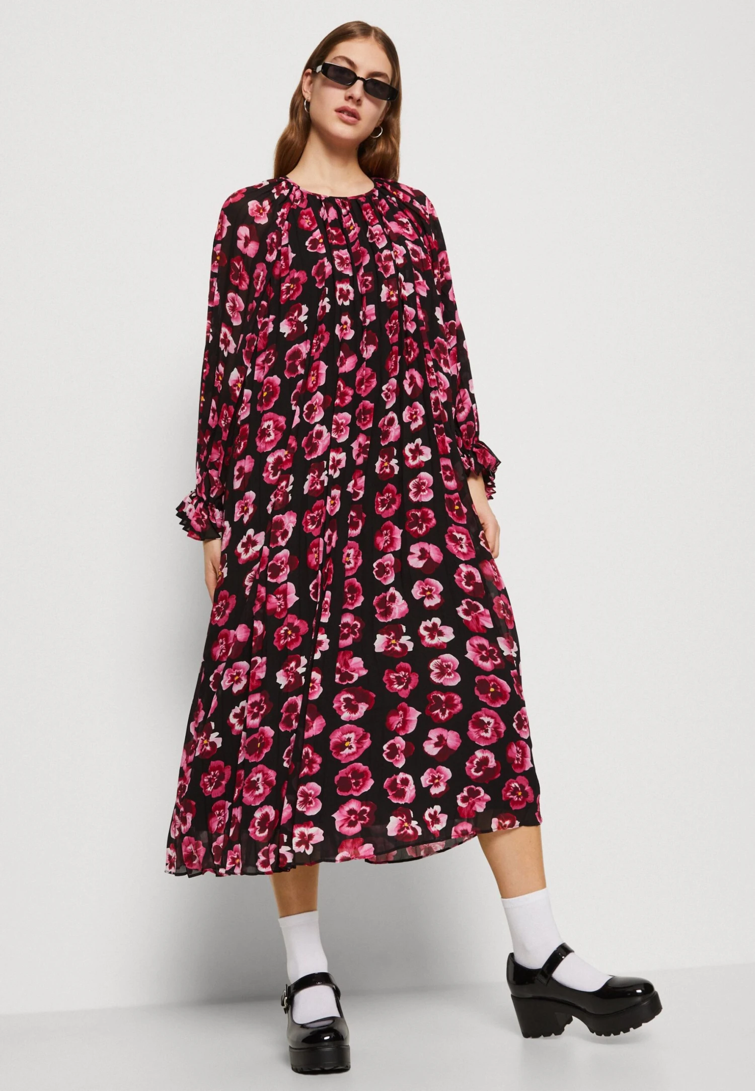 YAS Monika Midi Dress - Cocktailjurk - Black/Monika 6 YAS Monika Midi Dress - Cocktailjurk - Black/Monika - Afbeelding 4