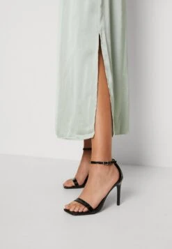 Yasfelina High Neck Ankle Dress - Galajurk - Green Milieu 13 Yasfelina High Neck Ankle Dress - Galajurk - Green Milieu -Yas 65c7365a2427461c8474913de710346a