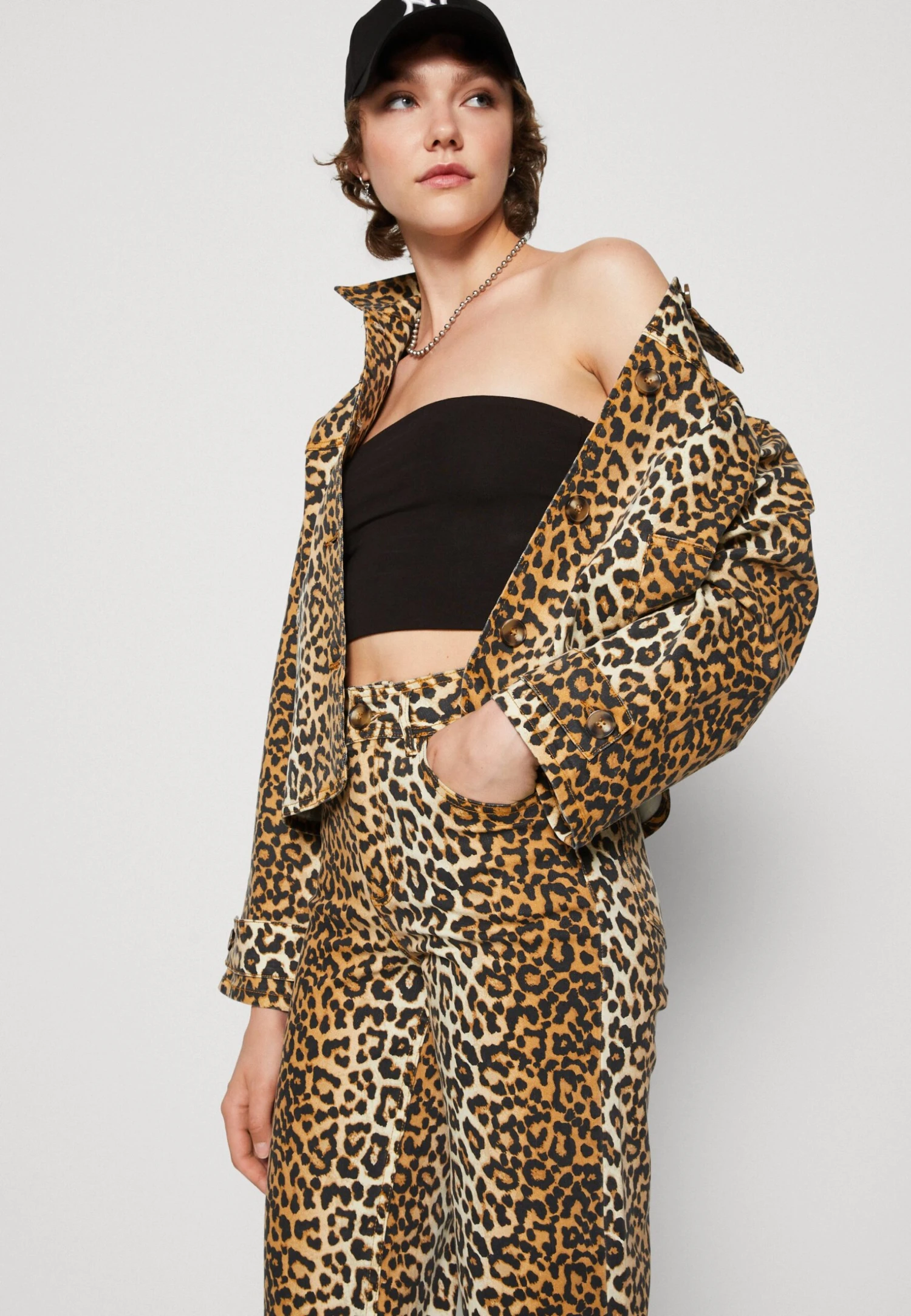 Yasleonora - Spijkerjas - Leonora 6 Yasleonora - Spijkerjas - Leonora - Afbeelding 4