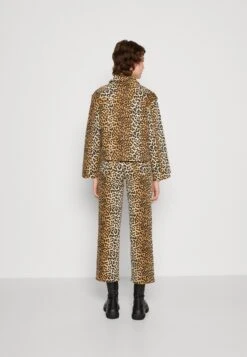 Yasleonora - Spijkerjas - Leonora 10 Yasleonora - Spijkerjas - Leonora -Yas 78b0d072498a4e83953be6a2c3dafe87