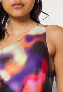 Yasradient Strap Dress- Cocktailjurk - Radient Print -Yas 7b8352747b97445391222e06728a5735